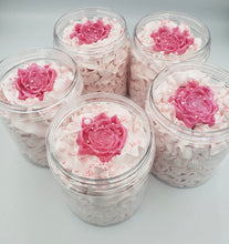 Load image into Gallery viewer, Rose Garden Moisturizing Whipped Soap