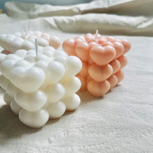 Load image into Gallery viewer, Hearts Cube Candle