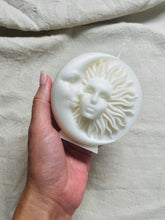 Load image into Gallery viewer, Daydream Flame Candle