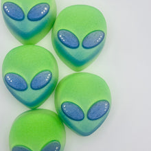 Load image into Gallery viewer, Alien