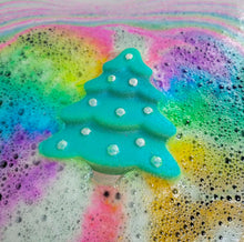 Load image into Gallery viewer, Christmas Tree
